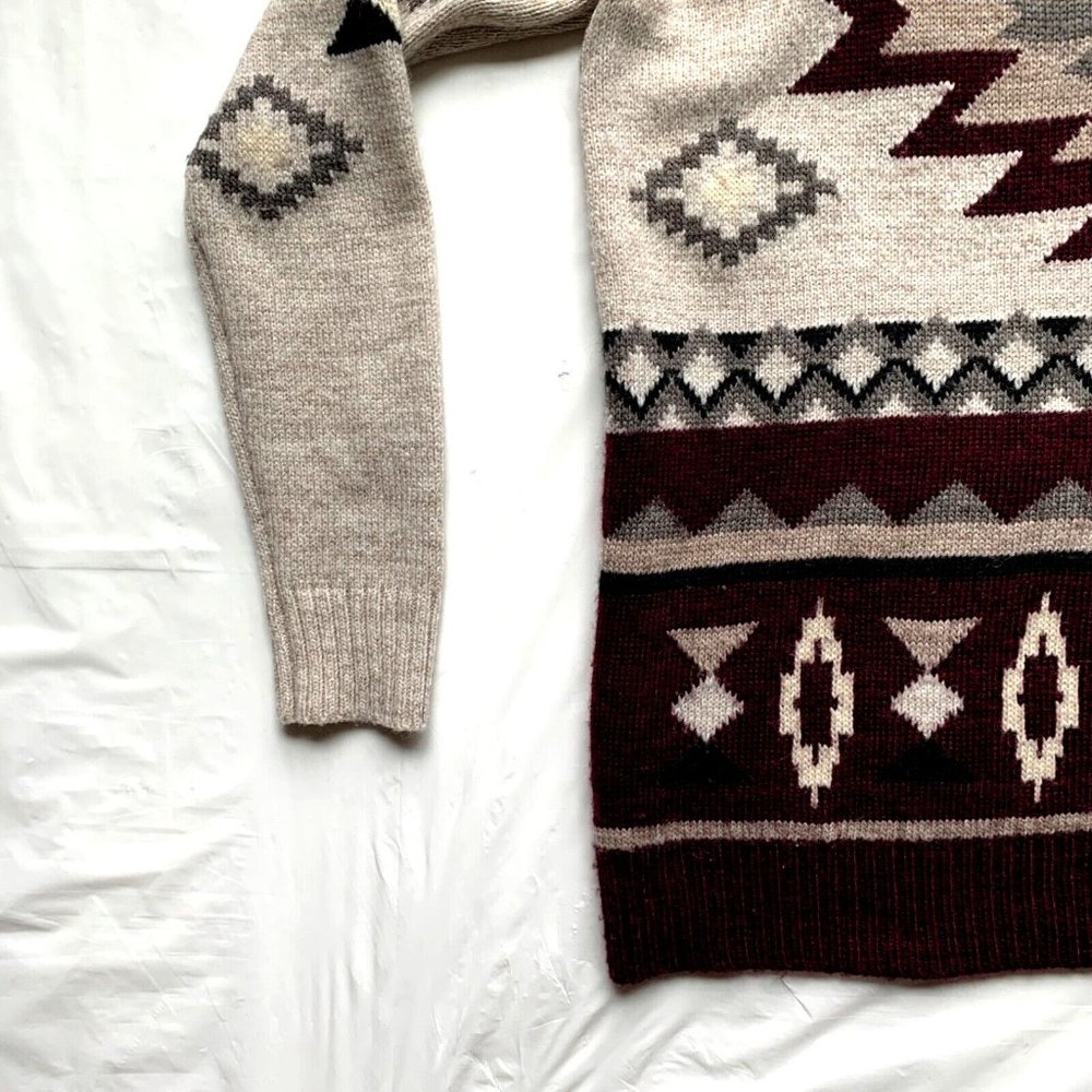 American Eagle Sweater Womens Medium Beige Red Aztec Southwestern Wool Blend NEW - Picture 6 of 12